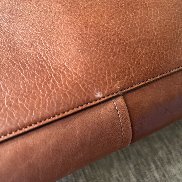 41. COACH CHELSEA LEATHER SATCHEL! - Picture 7 of 14